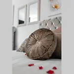 Liverpool City Centre Apt Sleeps 10