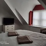 Oakfield Guest House
