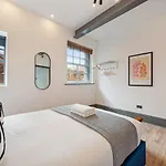 Host & Stay - Bands Warehouse Apt