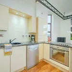 Baltic Dockside Apartment, Free Parking