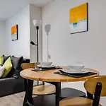 Modern & Centrally Located Apartment