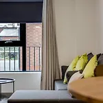 Modern & Centrally Located Apartment