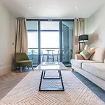 Luxurious 1 Bed - River View