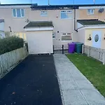 Entire 3 Bedrooom Holiday Home
