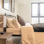 L1 Comfy Escapes - Long Stay Discounts Apply!