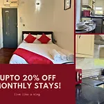 Cosy Getaway For Couples With Free Parking