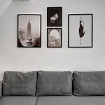 2 Bed House Sleeps 5 The Heart Of Liverpool