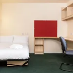 Albert Court
