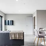 Apt 20, Elegant 2-Bed Apartment