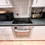 Cosy 2Bed City Centre Flat!