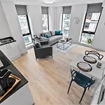 Vichy - Baltic Triangle Modern Apartment