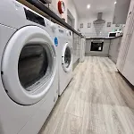 Luxury House In Kensington For 21 Guests