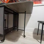 Lfc Theme - Free Parking - 2 Bathroom