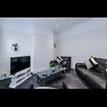 Walton Residence