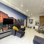 Fantastic Liverpool City Centre Apartments, Fenwick Street