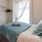 Last-Minute Specials L Premium Offers L 4Bdr House By Finesse Stays Short Lets & Serviced Accommodation Liverpool With Free Wifi