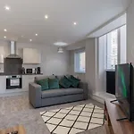 Spacious 1 Bedroom Apartment In Liverpool