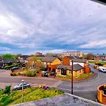 Exquisite City Centre Stay On A Prime Location
