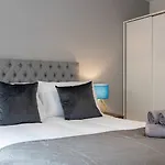 Charming 1-Bedroom Flat