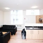 Oliver House