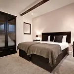 Ware Apart Hotel