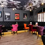 The Arthouse Hotel