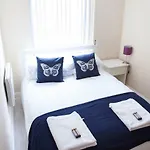 East Village City Center Luxury Apartment