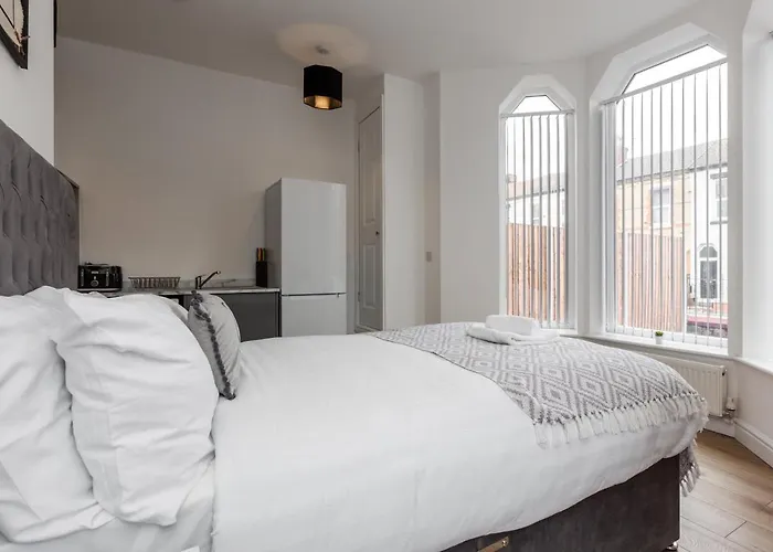York Villas Free Parking Included