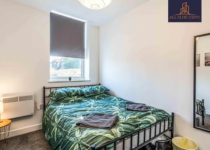 Swan House Apartment 4 - 1 Bed Apartment - Sleeps Up To 4 - Free Parking - Liverpool - Close To City Centre - By All Elite Stays