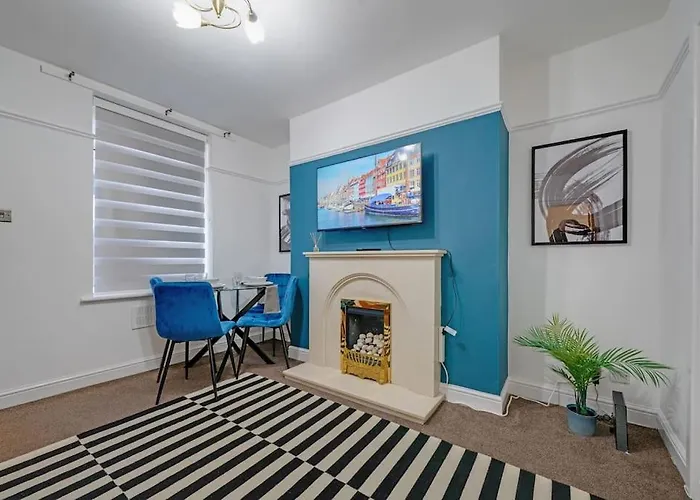 Stylish Stay! Near Anfield Stadium & City