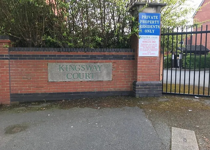 Kingsway Court