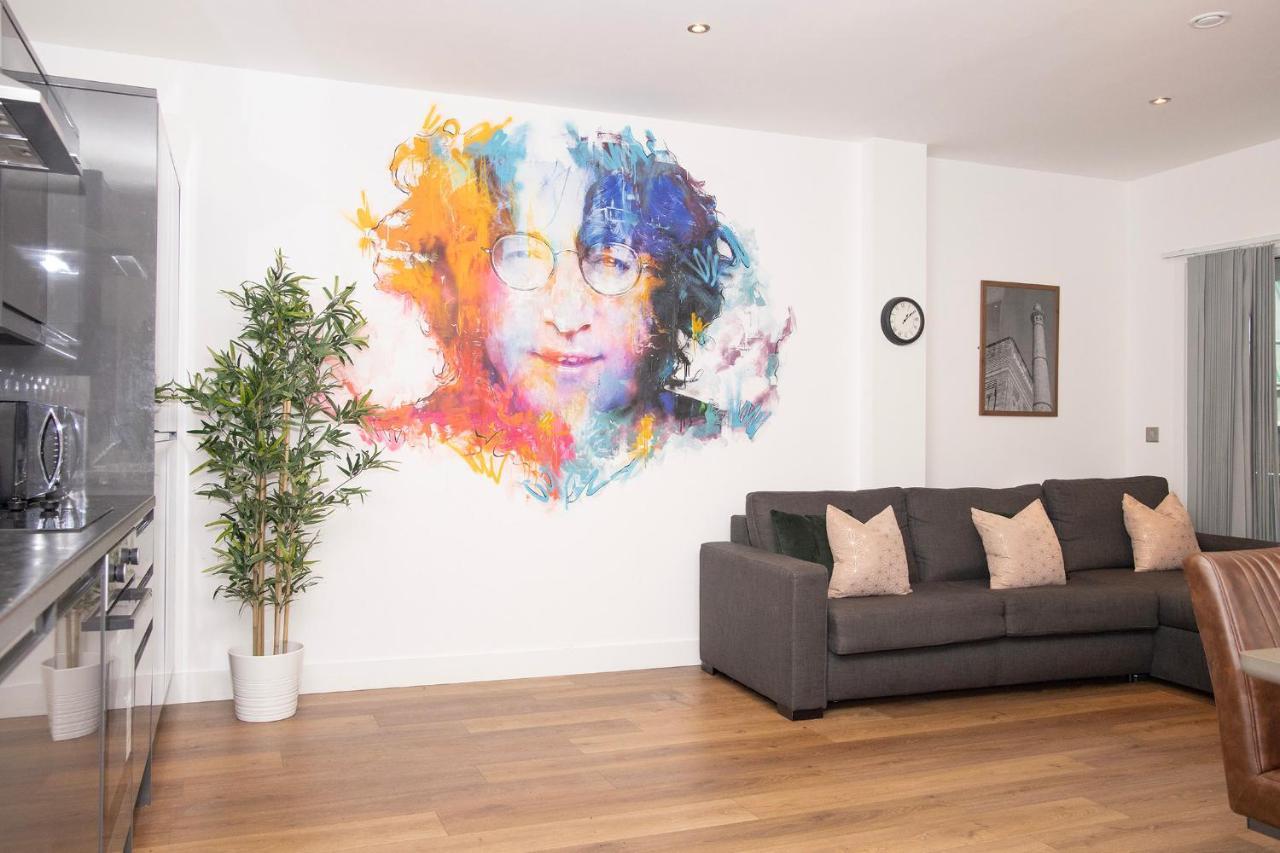 Apartment Sgt Peppers Mathew Street By Happy Days