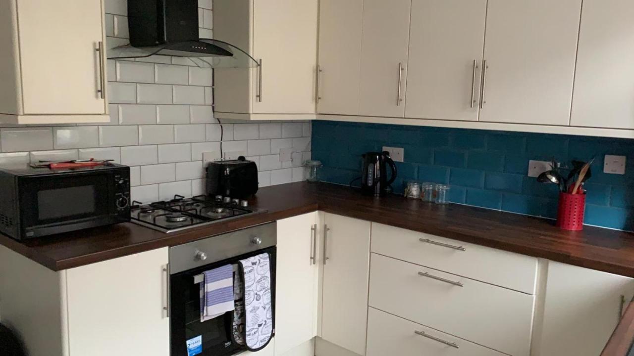 Anfield House 2 Bedroom 2 Mins From Anfield Stadium Sleeps 7 Liverpool