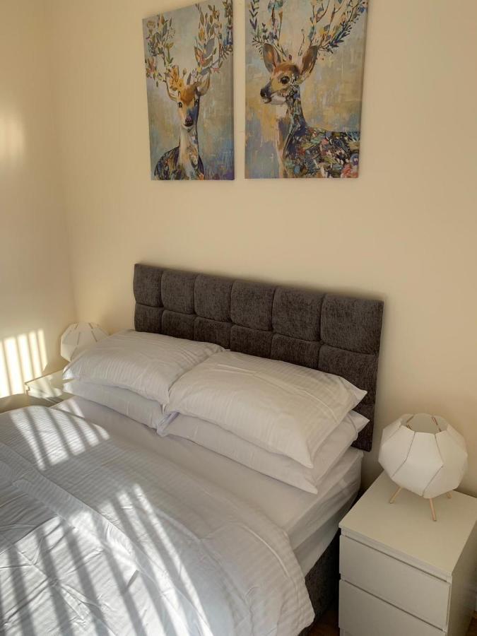 Smeaton Serviced 3*