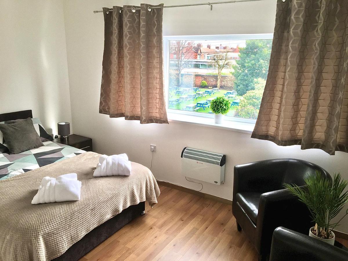 Flats Near Football Clubs Apartment *