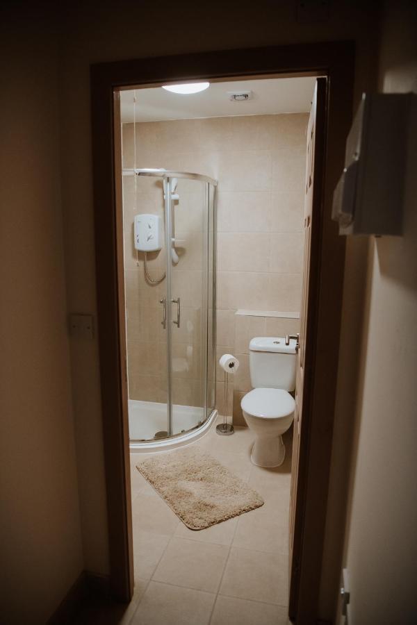 Apartment Flats Near Football Clubs *