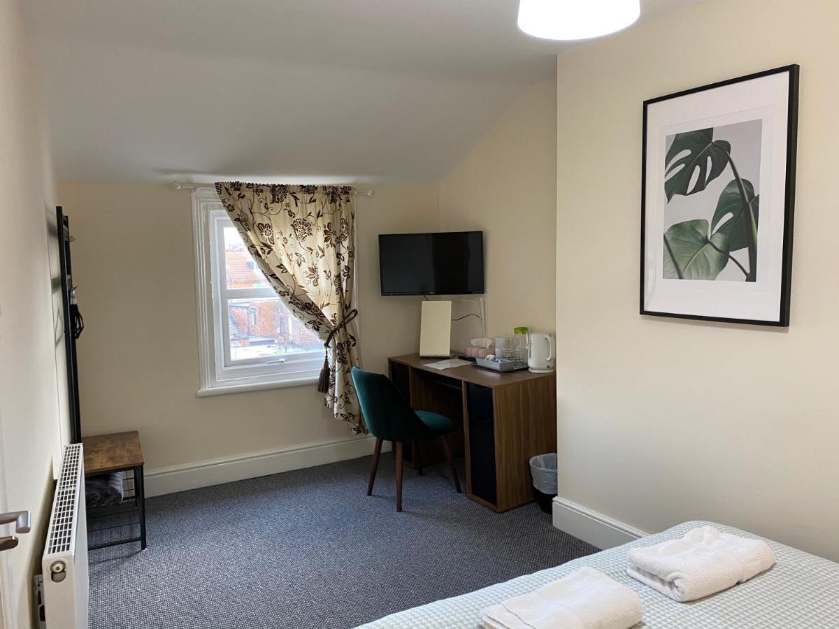 Bed & Breakfast Be My Guest Liverpool