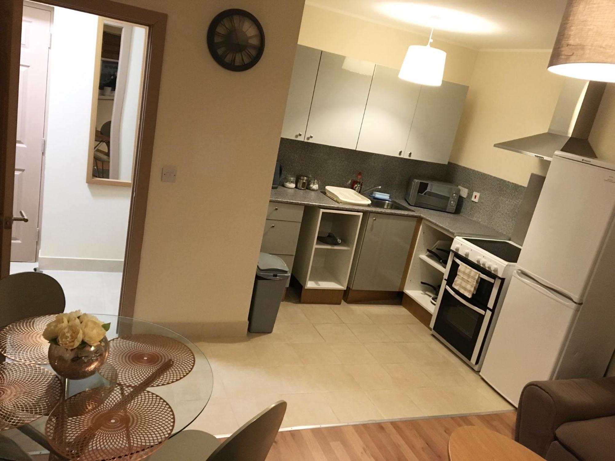 Apartment Flats Near Football Clubs *
