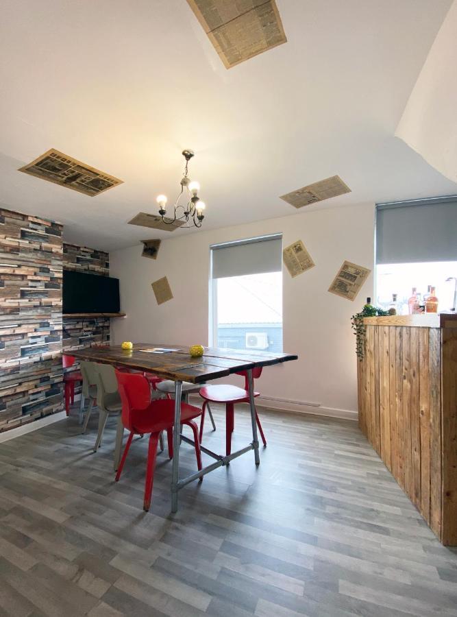 The Docklands Sa By Serviced Living Apartment *