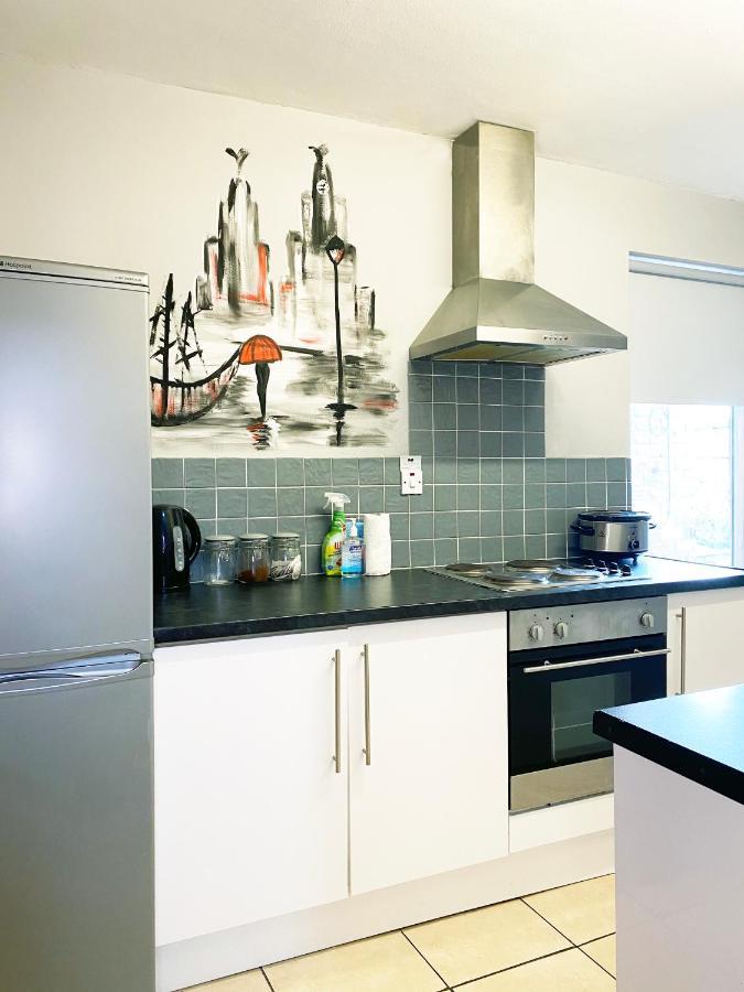 The Docklands Sa By Serviced Living