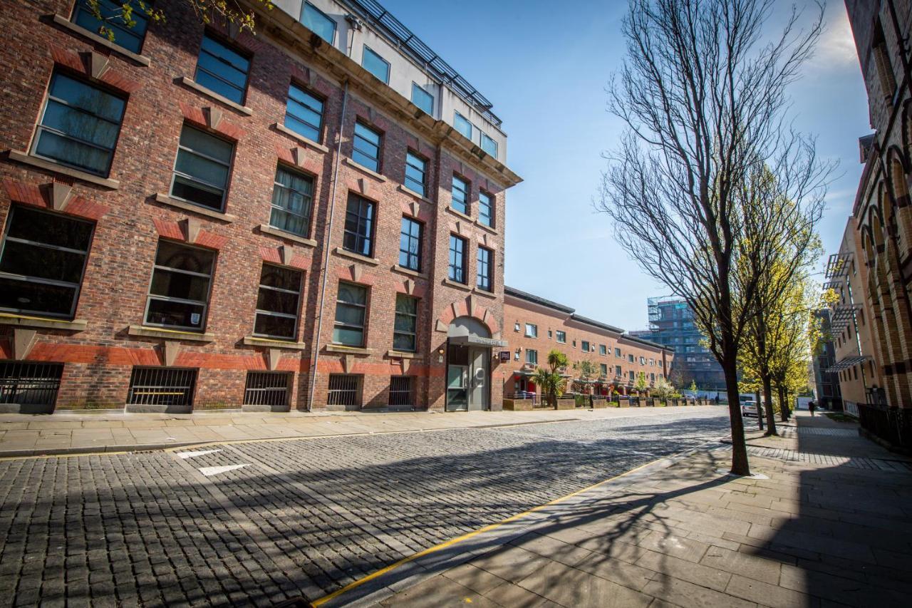 Apartment Proform Property Warehouse *