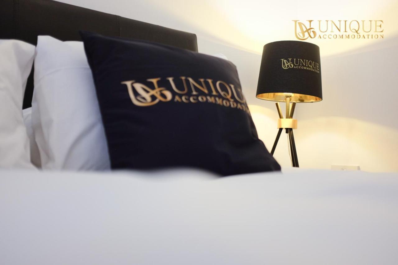 Unique - Luxury 2 Bed , Perfect For Business & Families, Book Now * Liverpool