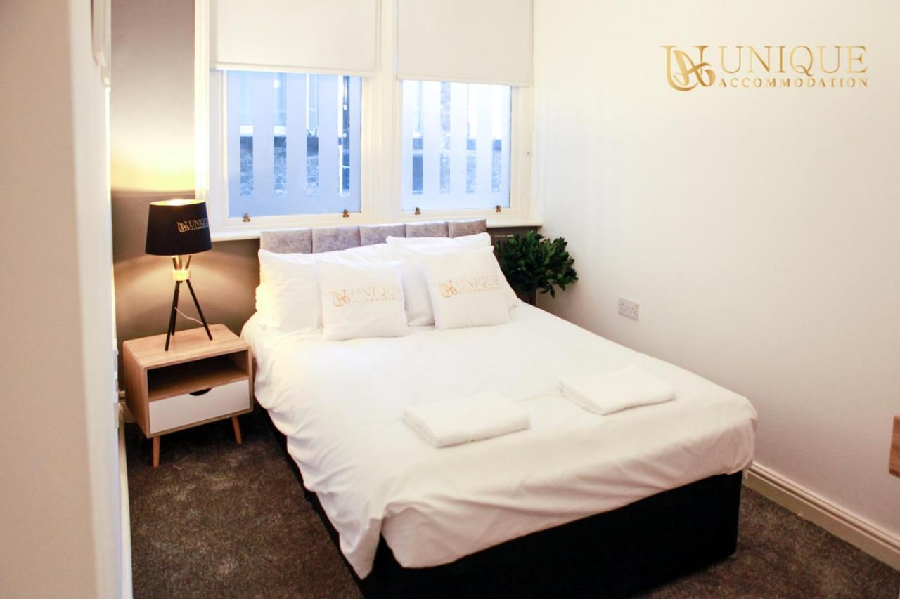 Unique - Luxury 2 Bed , Perfect For Business & Families, Book Now *
