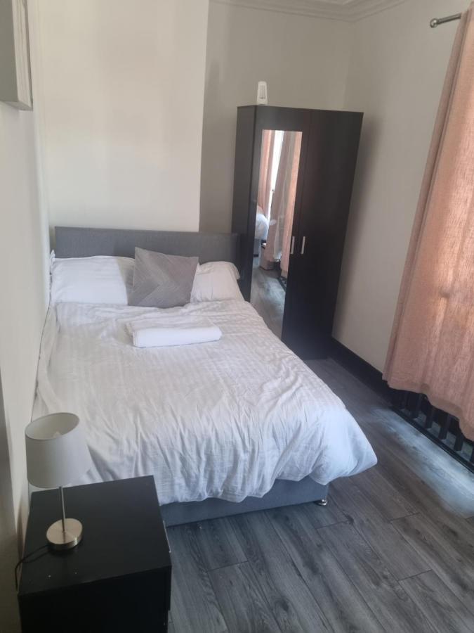 Magee Airbnb * Liverpool