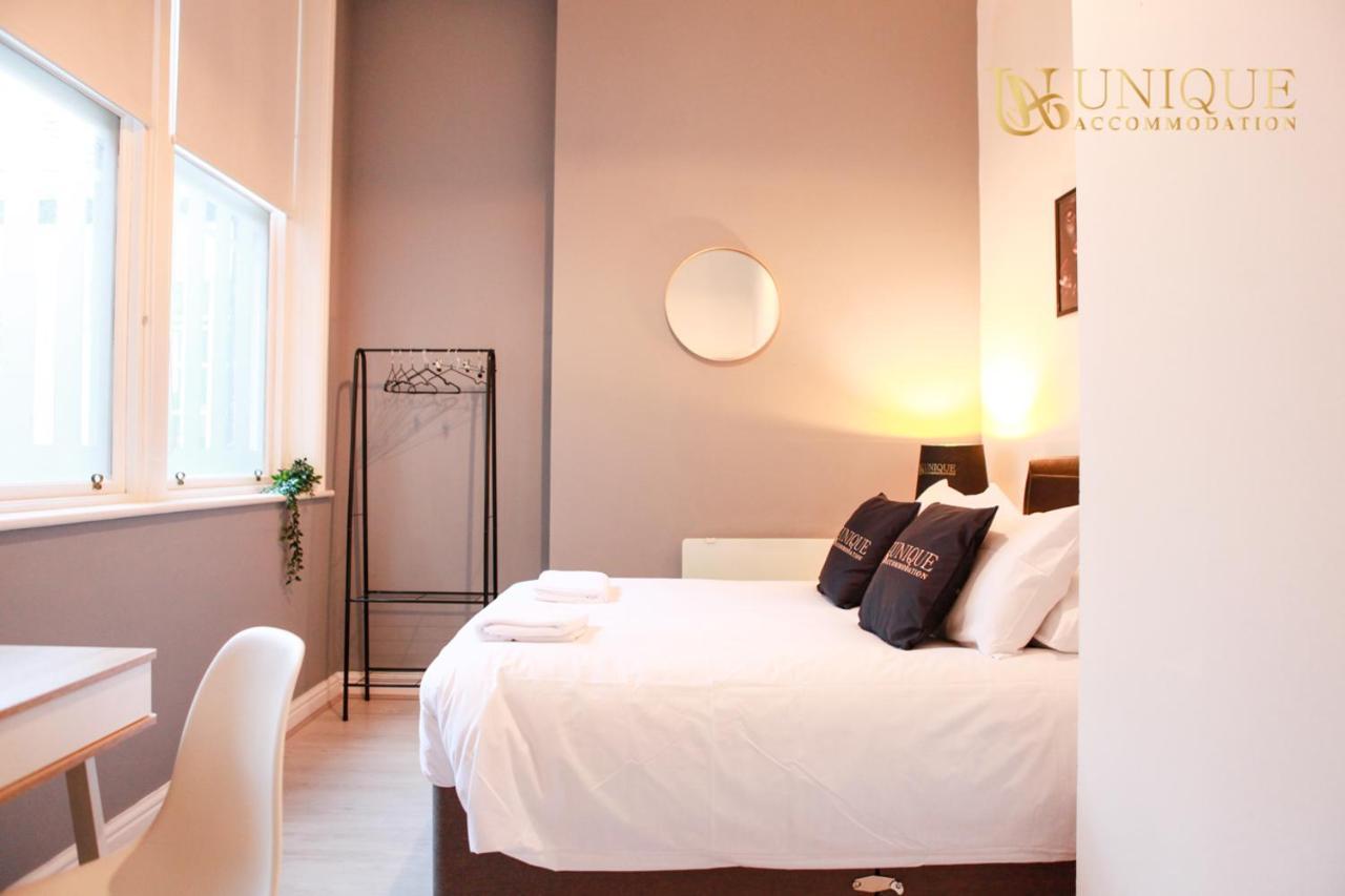 Unique - Luxury 2 Bed , Perfect For Business & Families, Book Now Apartment *