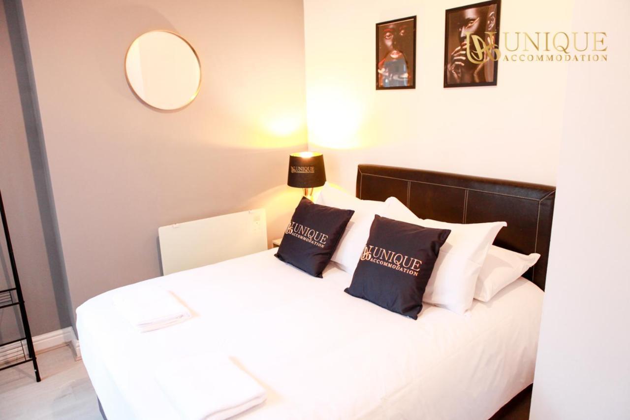 Unique - Luxury 2 Bed , Perfect For Business & Families, Book Now * Liverpool