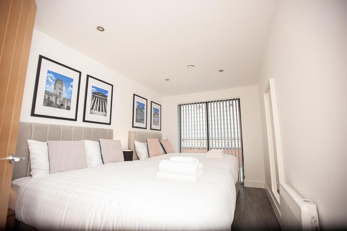 Sgt Peppers Mathew Street By Happy Days Apartment
