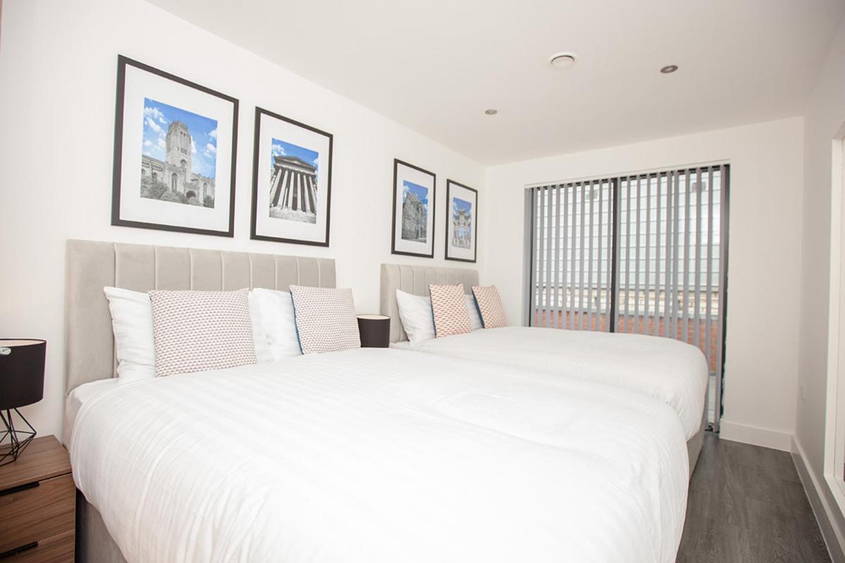 Apartment Sgt Peppers Mathew Street By Happy Days
