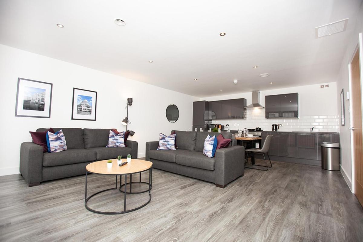 Apartment Sgt Peppers Mathew Street By Happy Days *