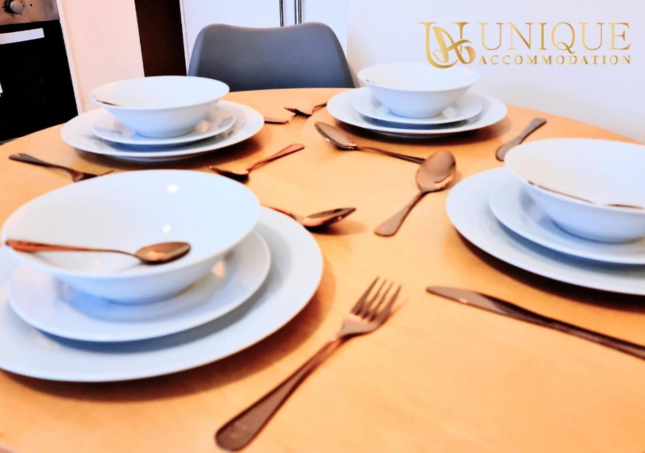 Unique - Luxury 2 Bed , Perfect For Business & Families, Book Now